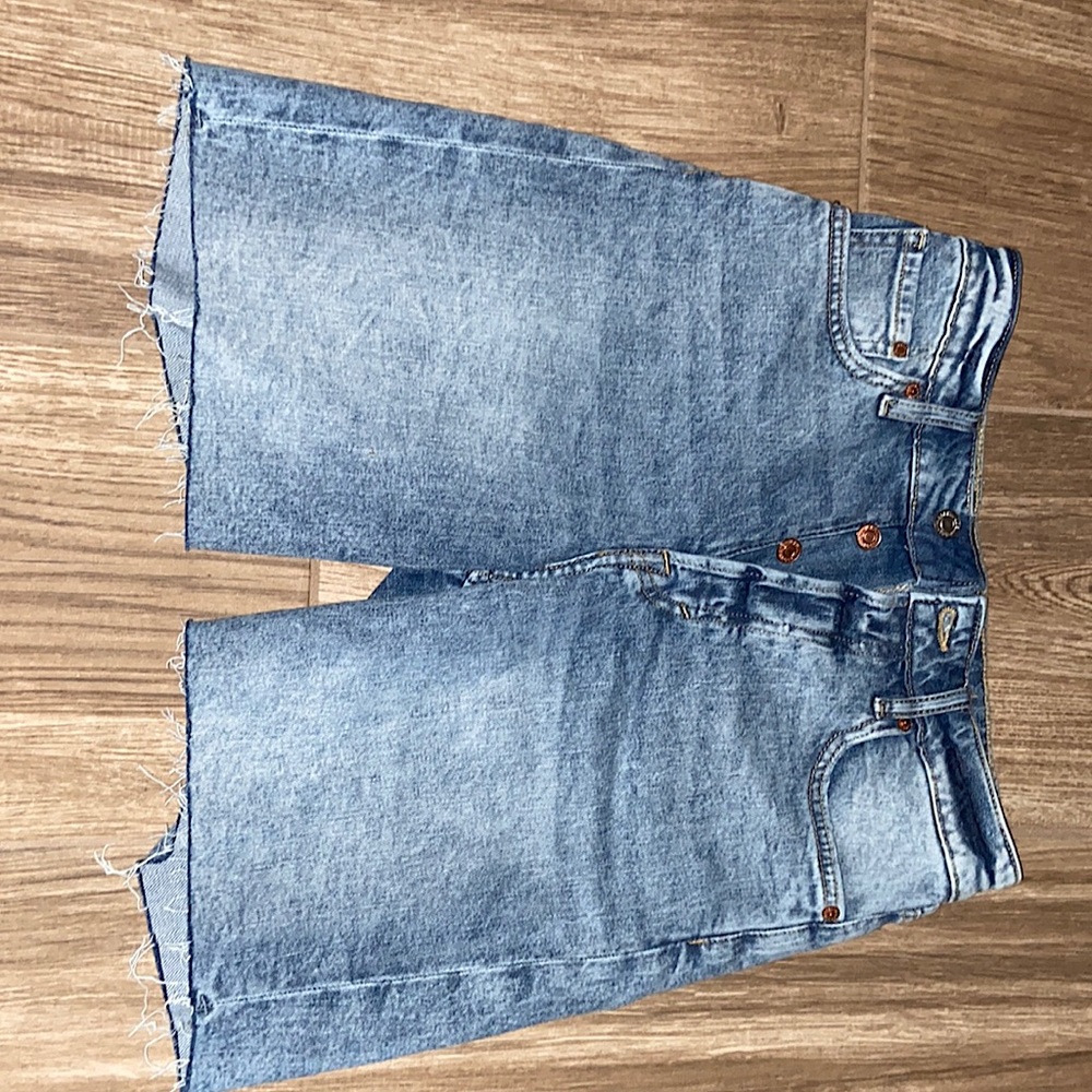 H&M Bermuda blue Jean shorts
